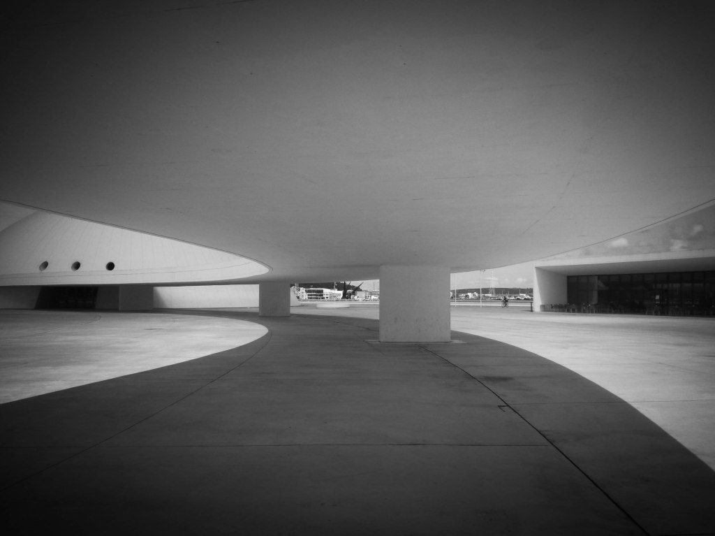 Vuelta de Los Picos // Dia 6 // Oviedo to Asturias Airport